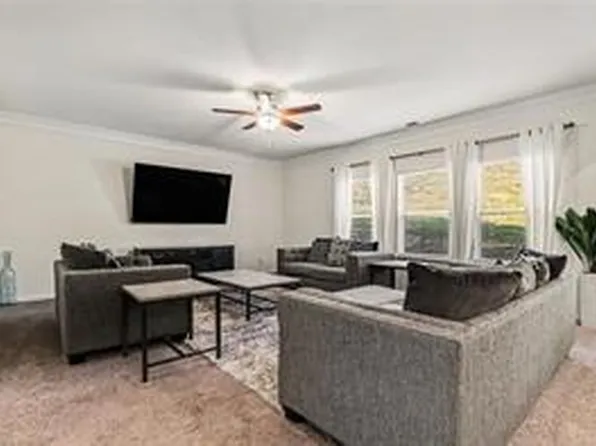 1225 Campbell Pine Trl, Lawrenceville, GA 30045