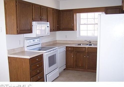 5th image of 4504 Indian Wells Dr
