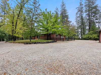 21607 Rambling Rd, Grass Valley, CA, 95945