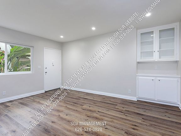 4th image of 530 E Cypress St APT 14