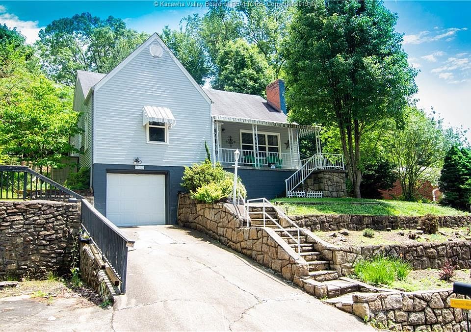 1st image of 703 Mayflower Dr