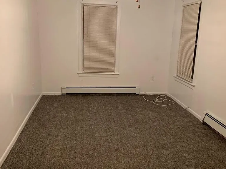 258 Chambers St — Photo 9