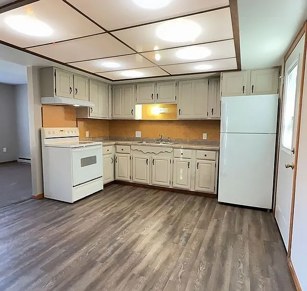 731 S 6th Ave — Photo 1