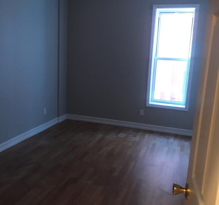 1st image of 105 N High St APT 1