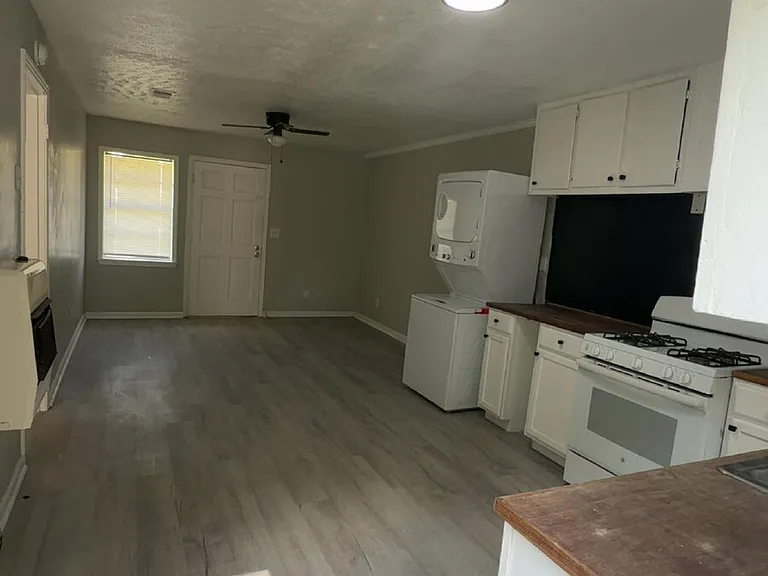 305 Valentour Rd #N — Photo 9