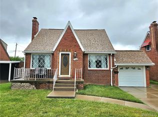 124 Cedar Rd, Cheektowaga, NY 14215
