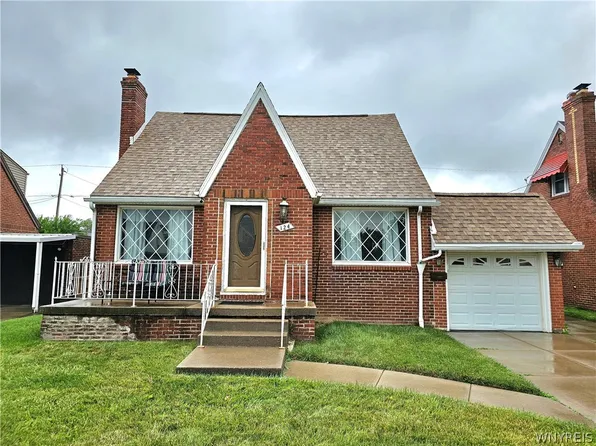 124 Cedar Rd, Cheektowaga, NY 14215