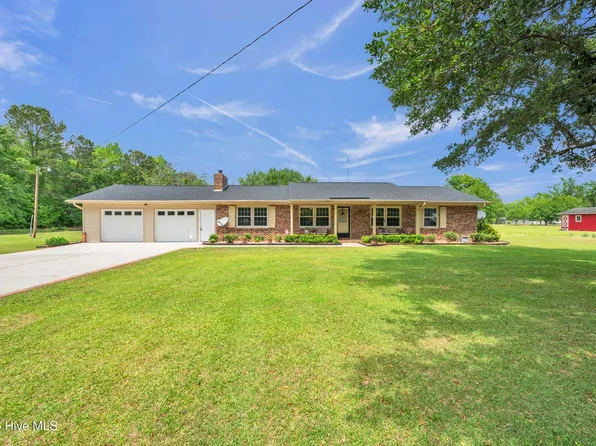 506 Dew Oil Plant Road, Delco, NC 28436