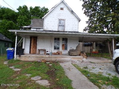 941 Unaka St, Harriman, TN, 37748