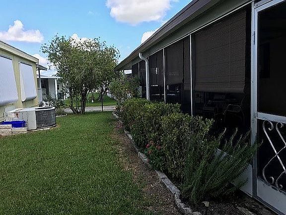 3rd image of 351 Heritage Blvd