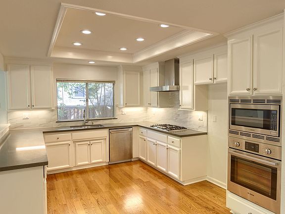 3rd image of 2644 Glenbriar Dr