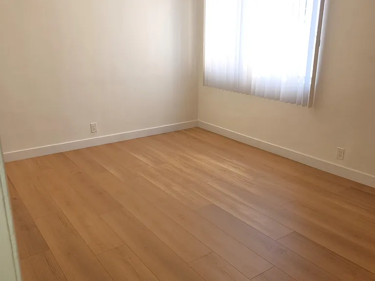 1133 Hacienda Pl #6 — Photo 8