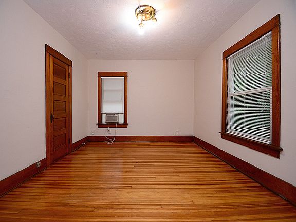 2nd image of 3510 Jones St APT 3