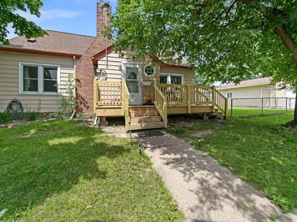 802 24th Ave N, South Saint Paul, MN 55075