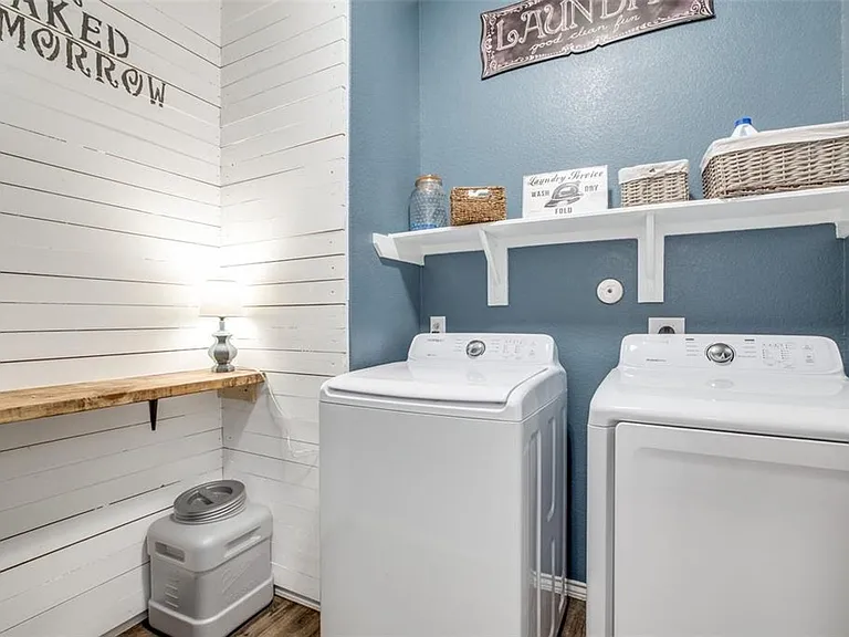 2151 Lost Timbers Dr — Photo 29