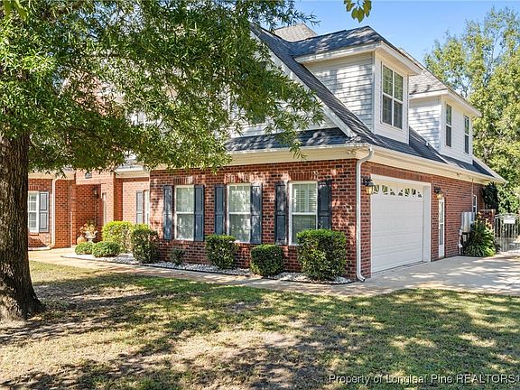 2nd image of 107 King Richard Ct