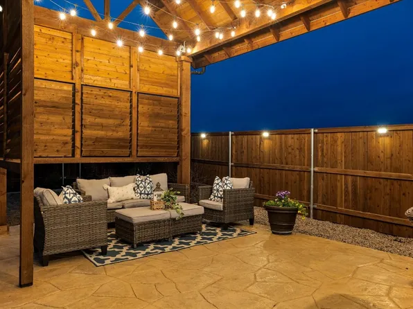 1405 Windflower Dr, Aubrey, TX 76227