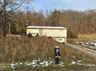 2575 Joyce Hill Rd SW, New Philadelphia, OH 44663