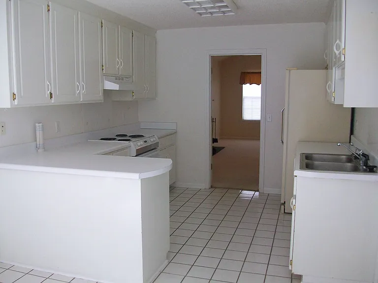 312 Tharpe Dr — Photo 6