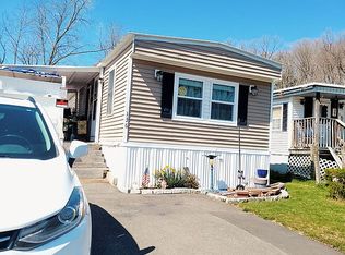 136 Thunderbird Dr, Naugatuck, CT 06770