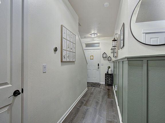 3rd image of 3015 NE 75th St