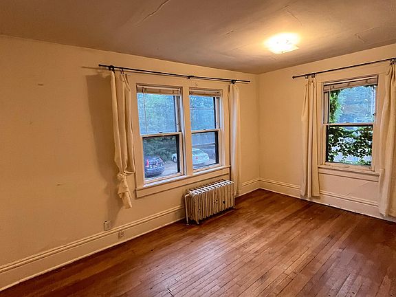 5th image of 133 E Gorham St #2