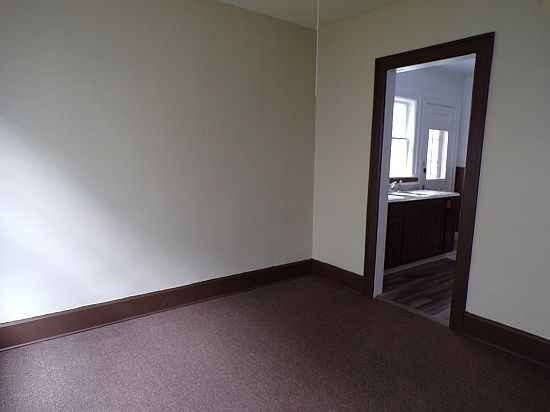 4th image of 1520 Cleveland Ave