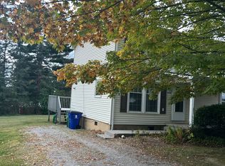 495 Pickett St UNIT E, Christiansburg, VA 24073