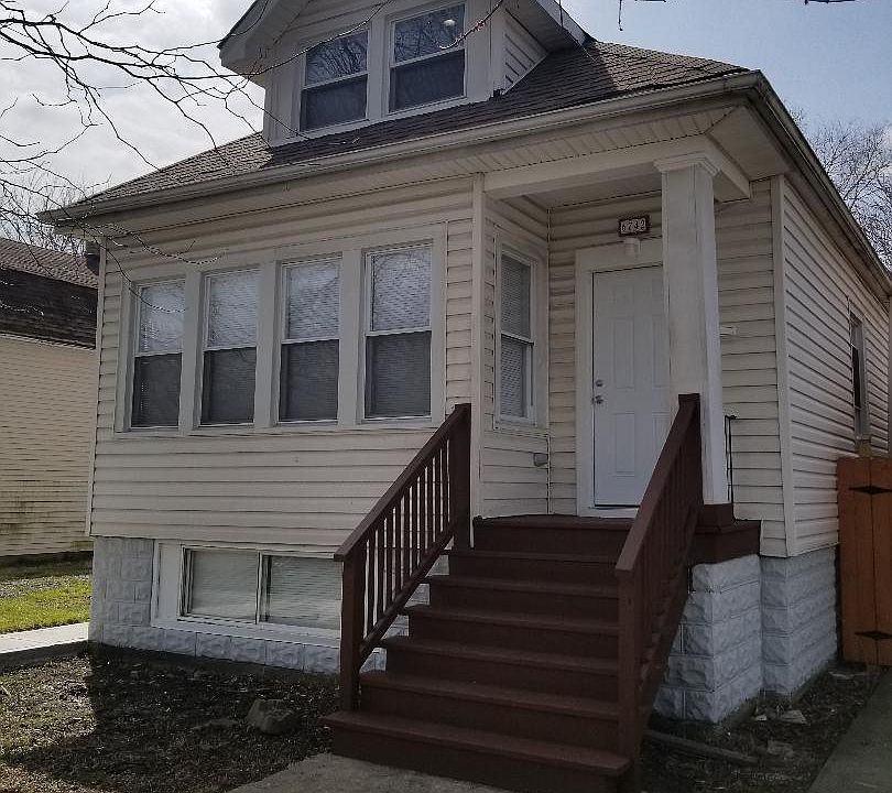 1st image of 6742 S Claremont Ave