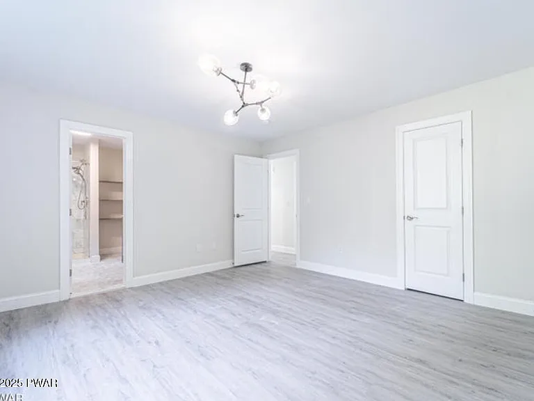 153 Hatton Rd — Photo 13