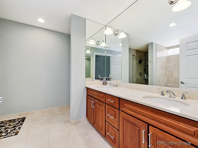 508 W Melrose St #5D — Photo 11