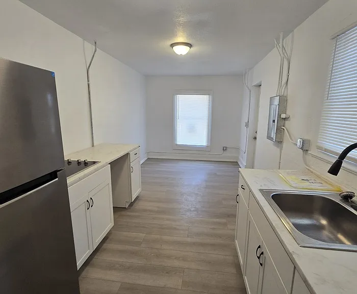 108 Mesa St SE #108 — Photo 4