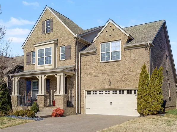 123 Cobbler Cir, Hendersonville, TN 37075