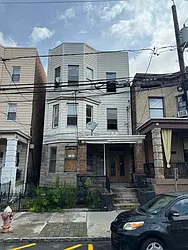 218 Maple Street