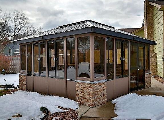 3rd image of 15000 Portland Ave