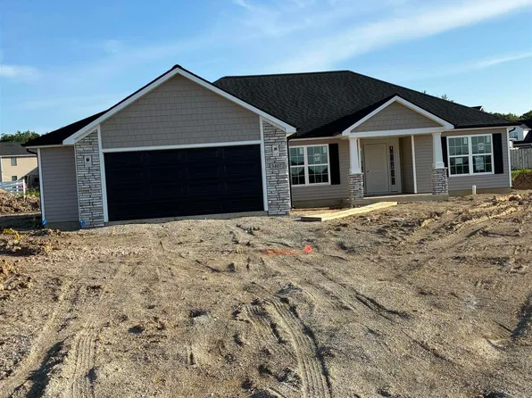 3407 Pindos Ct, Auburn, IN 46706