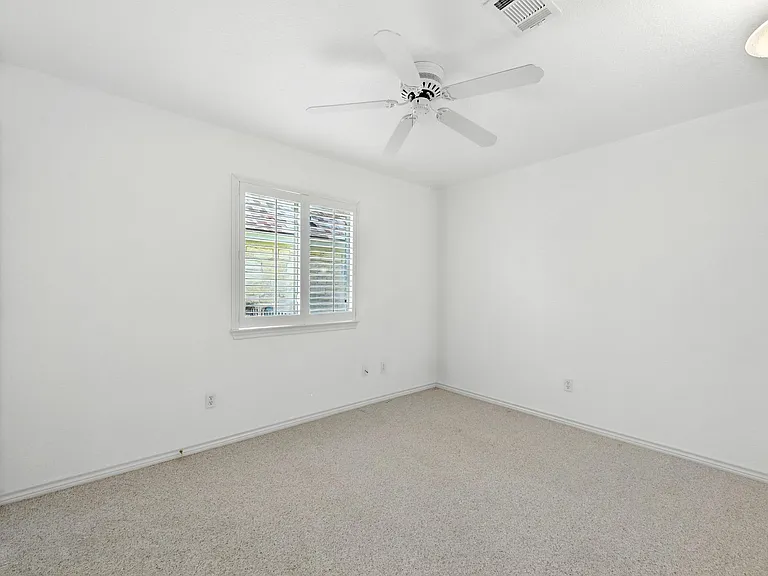 125 Melissa Ct — Photo 23
