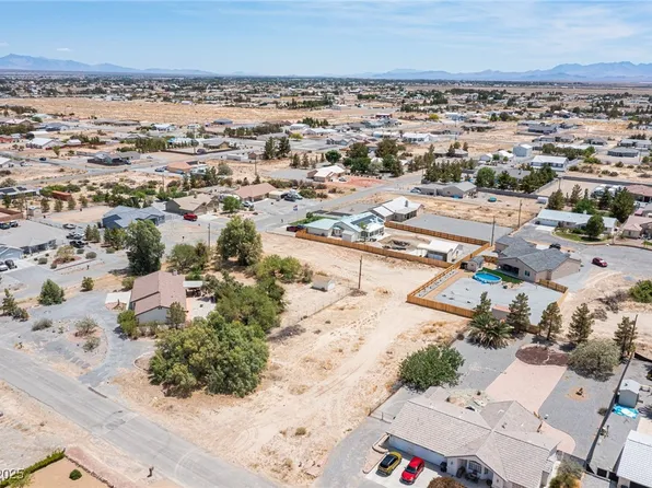 261 E Hickory St, Pahrump, NV 89048