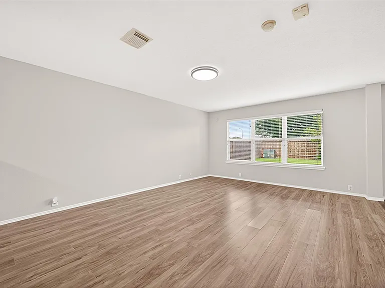 15007 Sugar Sands Dr — Photo 9