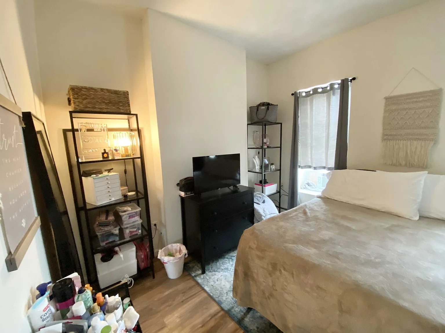3 bed, $5,200 — Photo 4