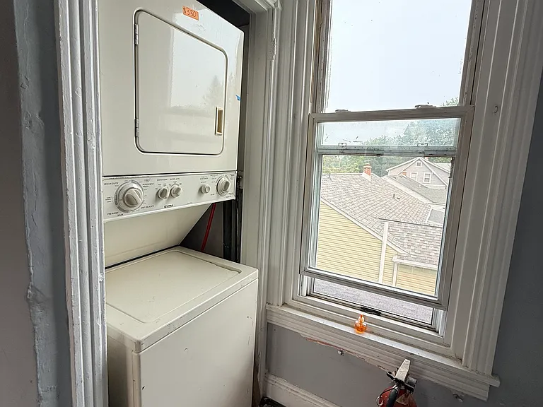 517 Wilde Ave #2 — Photo 8