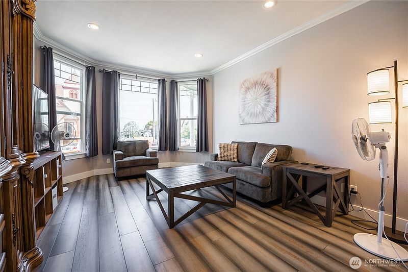 5th image of 1214 S I Street