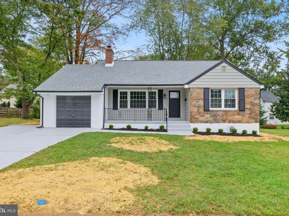 221 Murphy Rd, Wilmington, DE 19803