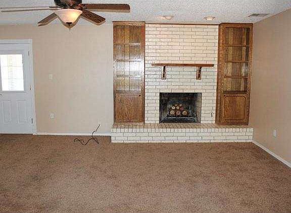 3rd image of 1809 NW Keystone Dr