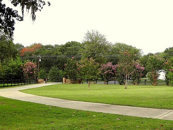 This the view of second stone gate entry way