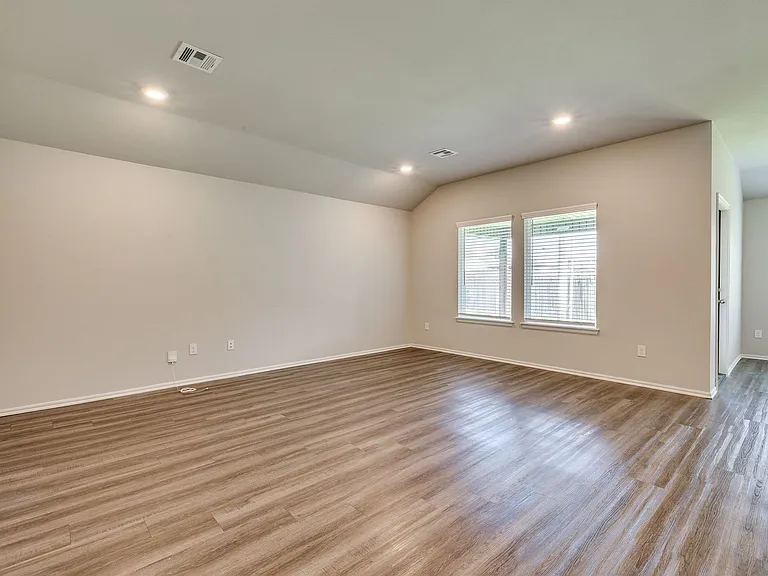 3102 Debbie Ln — Photo 23
