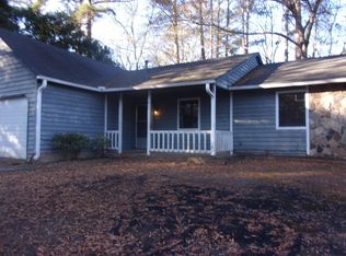 411 Martin Dr, Jonesboro, GA 30238