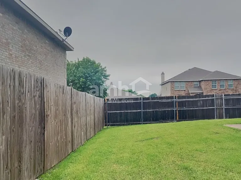 4229 Golden Horn Ln — Photo 21