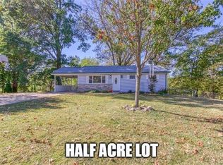 6033 Oakville Ter, Saint Louis, MO 63129