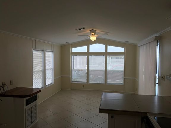 2nd image of 4825 A1a S Lot 86